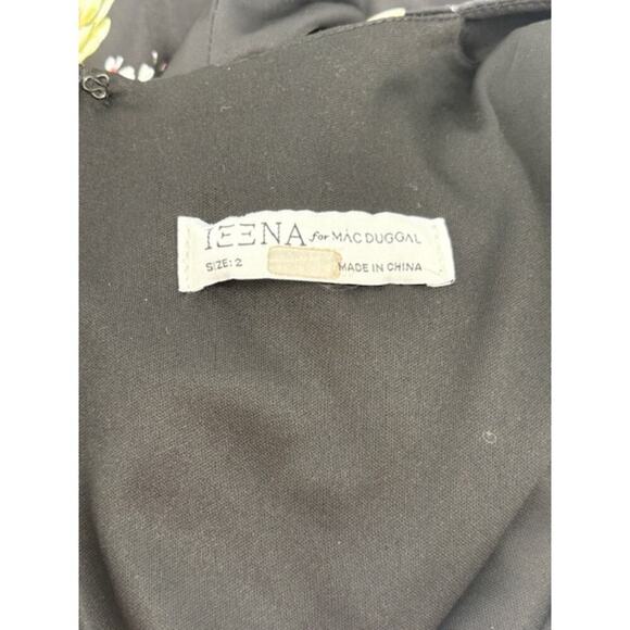 FLAWED GEM – Mac Duggal Long Sleeve Boat Neck Floral Maxi Gown in Black – Size 2 - Picture 9 of 11